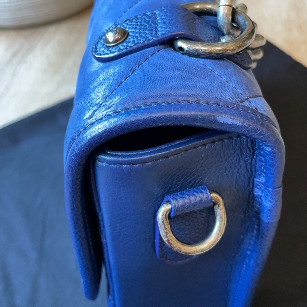 CHANEL 🔥✨Rare✨ Daily Carry Messenger Bag Quilted - Picture 17 of 17